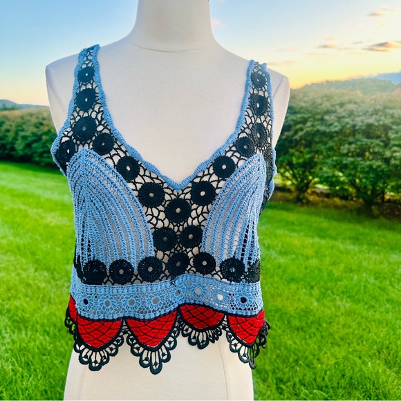 HOT & DELICIOUS KNITTED CROP TOP - Picture 2 of 16